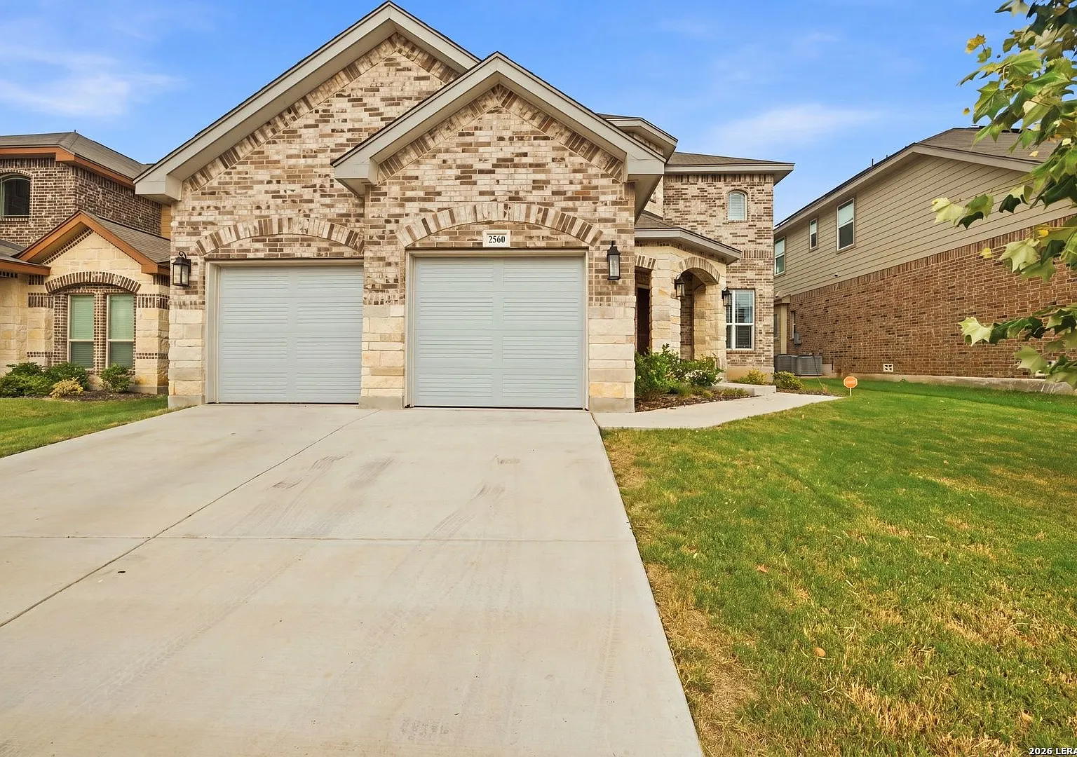 Stunning 4bed/3bath House For Lease! Available Now! — Photo 4