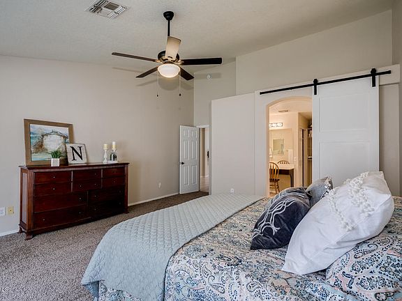 4th image of 1753 E Arabian Dr