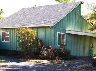 536 Tulipan Way APT B, Talent, OR 97540