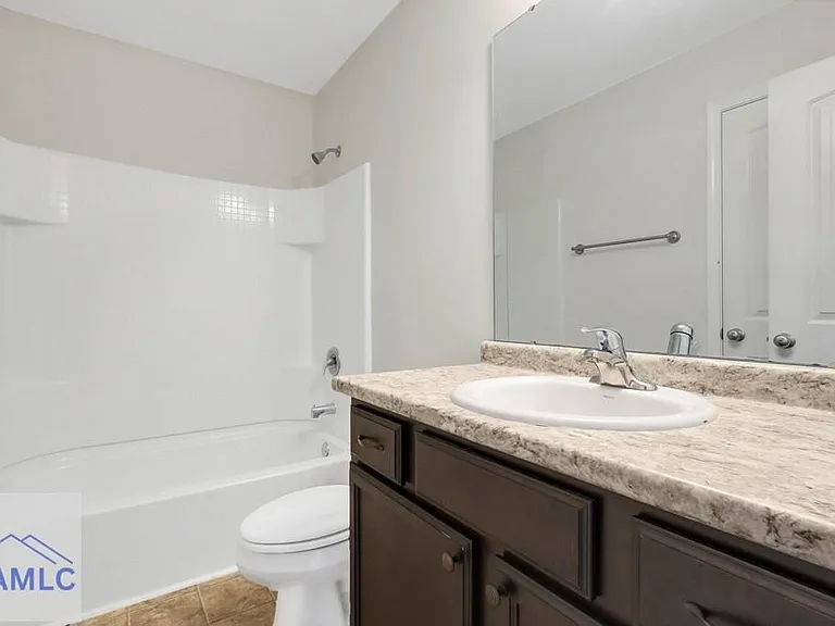64 Brandonwood Rd — Photo 23