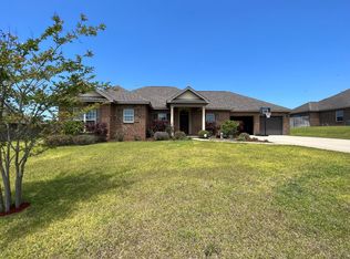 111 Dawson Ln, Enterprise, AL 36330
