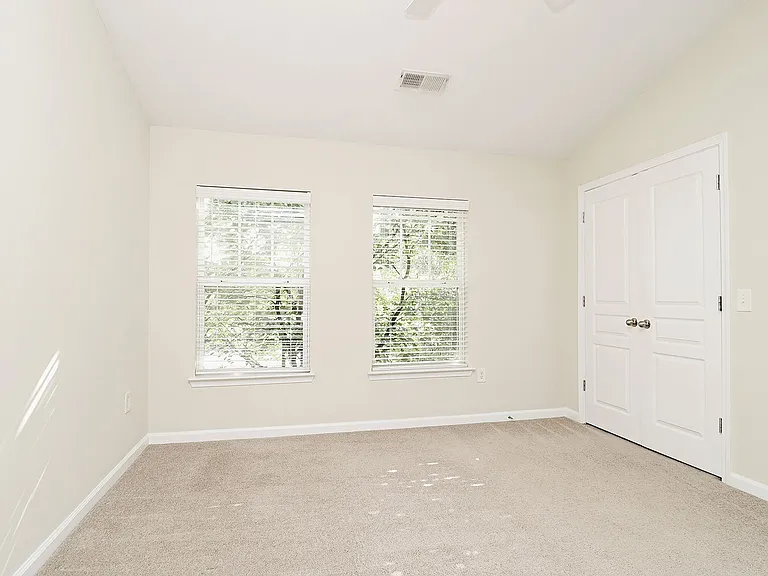 1850 Candlewood Ct #206 — Photo 7