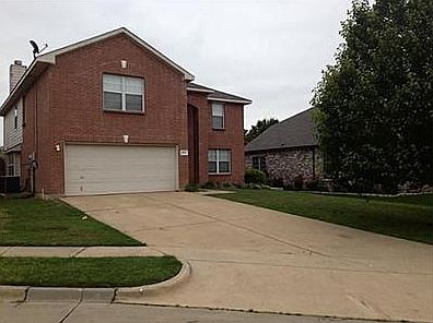 4th image of 3512 Vista Cir