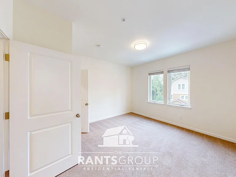 Forest Park Townhomes — Photo 66
