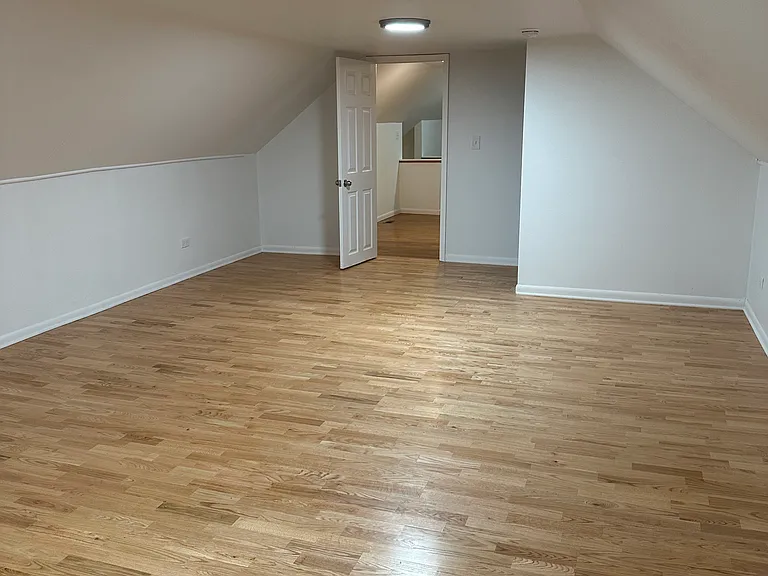 2237 S Homan Ave — Photo 7