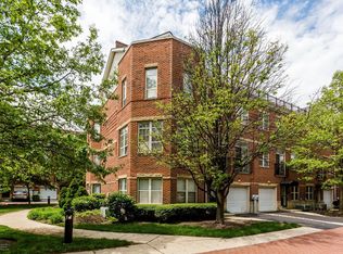 3254 N Bay Ct, Chicago, IL 60618
