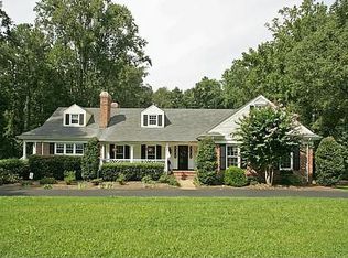 210 Sweetbriar Dr, Henrico, VA 23238