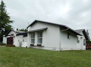 5960 Hillside Dr, Ferndale, WA 98248