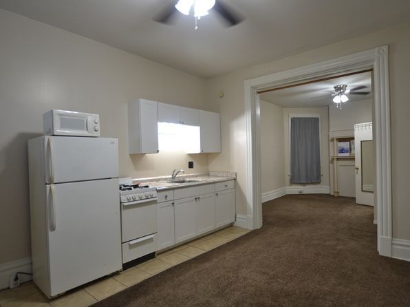 638 Main St APT 1
