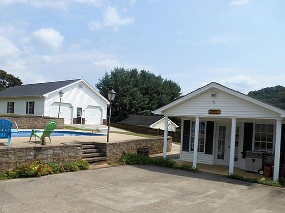 5th image of 424 Westfield Ave