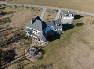 14720 Summit View Ln, Purcellville, VA 20132