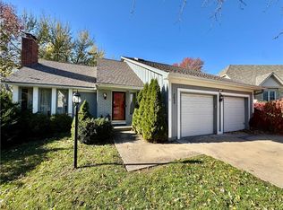 5624 N Gladstone Pl, Kansas City, MO 64119