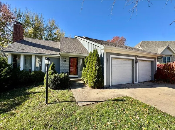5624 N Gladstone Pl, Kansas City, MO 64119
