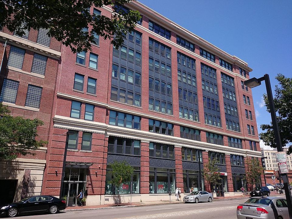 2nd image of 285 Columbus Ave #801