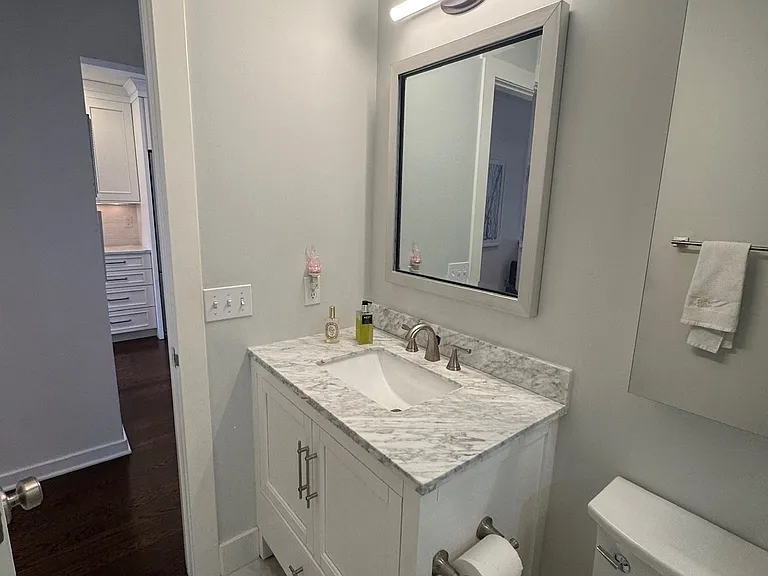 1 Island Dr #9 — Photo 23