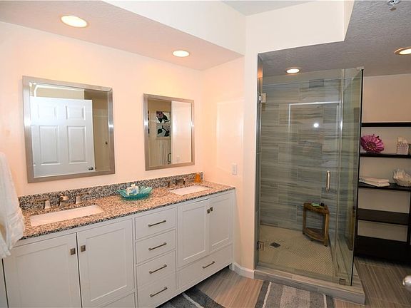 5th image of 5799 NE Island Cove Way APT 1102