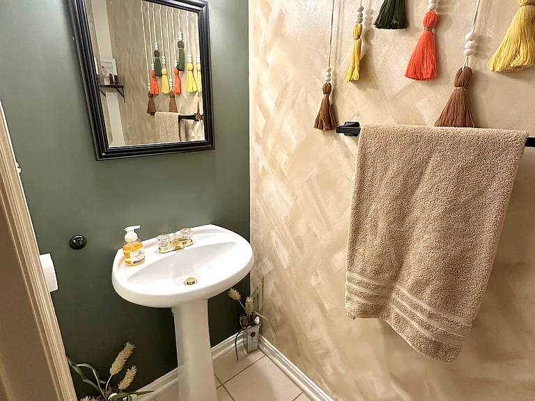 1462 Yorktowne Dr — Photo 24