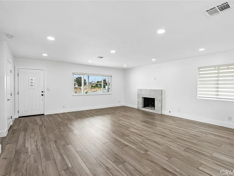 17151 Hague Ln — Photo 7