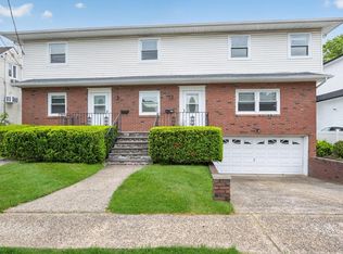 68A Graywood Rd, Pt Washington, NY 11050