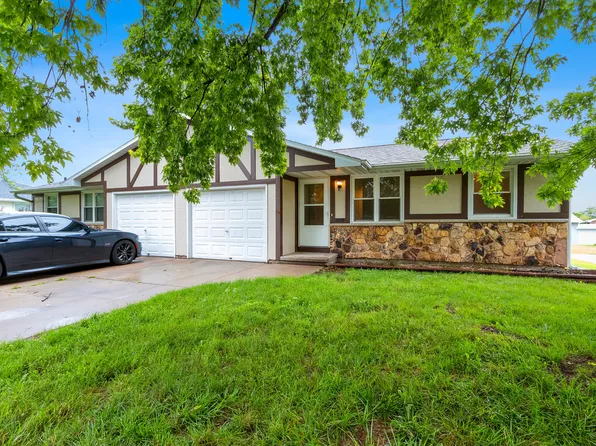 1004 S Erie St, De Pere, WI 54115