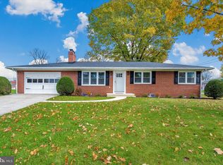 13831 Greenfield Ave, Maugansville, MD 21767