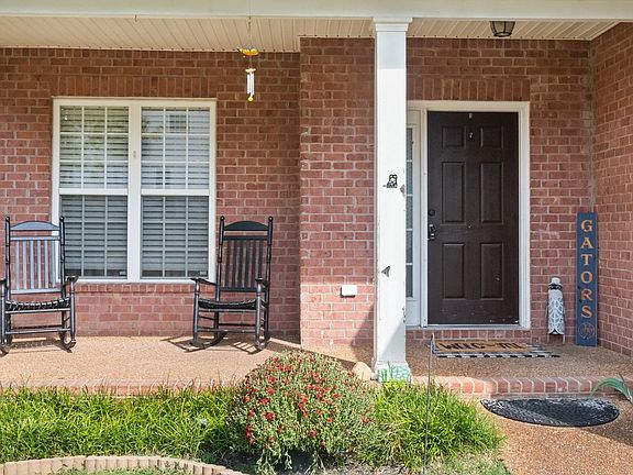 4th image of 601 Oak Cove Ct