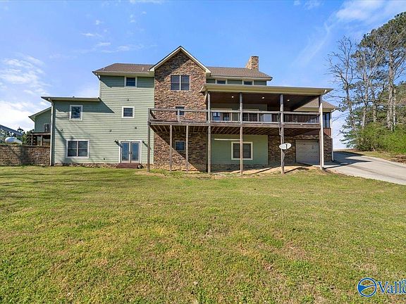 4th image of 988 Fire Tower Rd