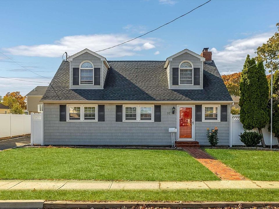 1st image of 97 N Emerson Avenue