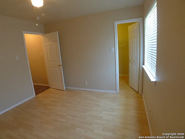 2935 Encino Riv — Photo 33