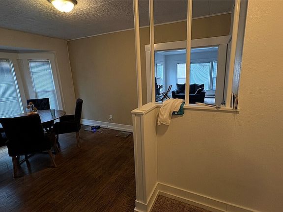 4th image of 3210 Grand Avenue
