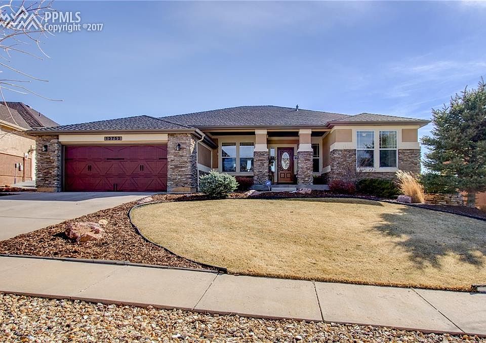 Beautiful Flying Horse Home