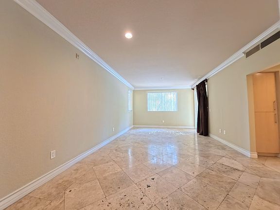 2nd image of 220 E Flamingo Rd Unit 121