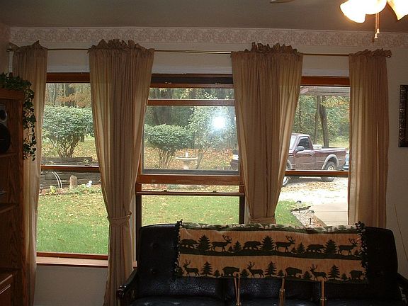 Lower Level Recreation Room