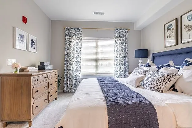 Outlook Hamilton - 55+ Active Adult Apartment Homes — Photo 23