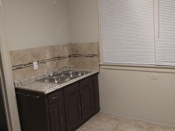 5th image of 12717 Monica St