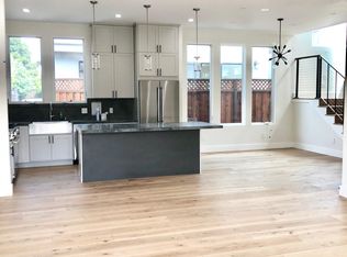 910 Cedar St, Berkeley, CA 94710