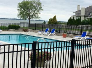 410 N Lake Pine Dr APT 6, Lakeside Marblehead, OH 43440