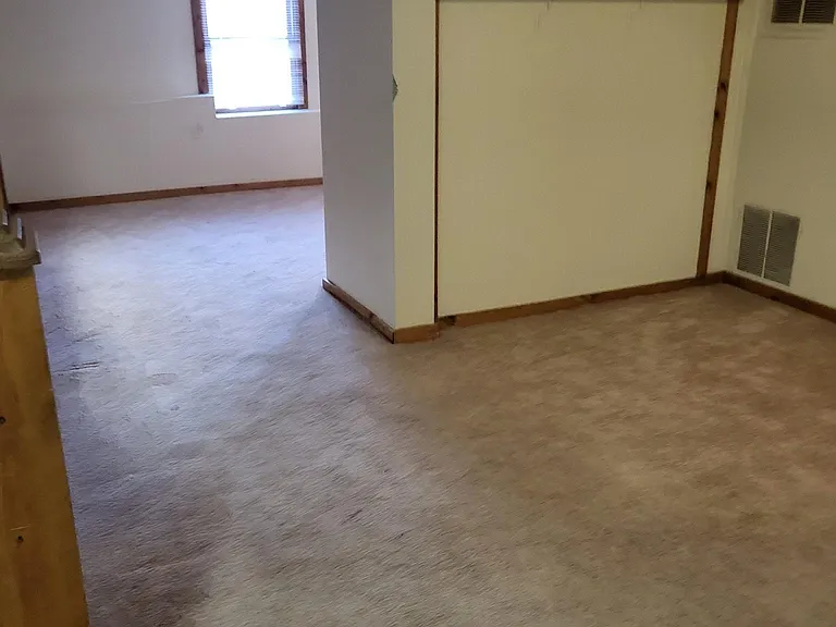 84 Village Ln — Photo 20