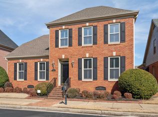 8000 Willow Brook Rd, Germantown, TN 38138