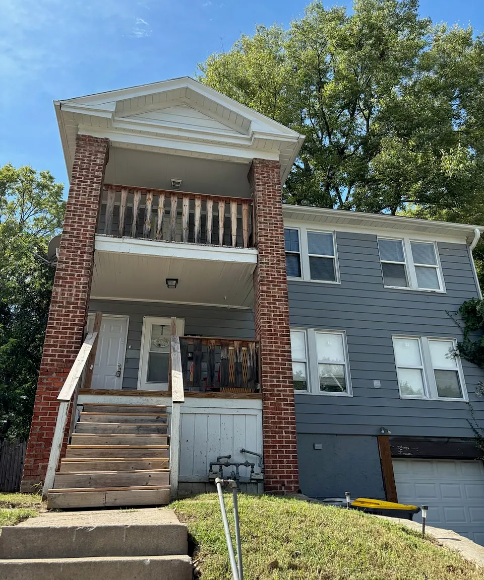 2 bed, 775 sqft, $1,025 — Photo 1