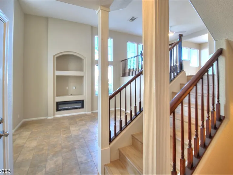 8400 Tiger Woods Ave — Photo 2