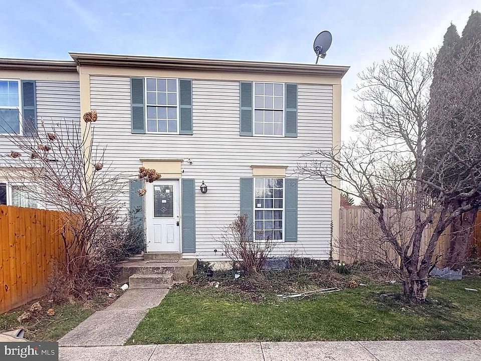 1st image of 29 Valleyfield Ct