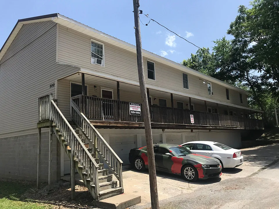 500 W Freeman St