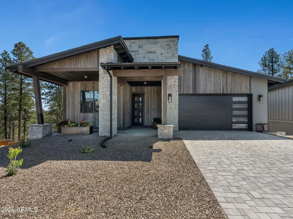 2566 S COTTONROSE Lane, Flagstaff, AZ 86001