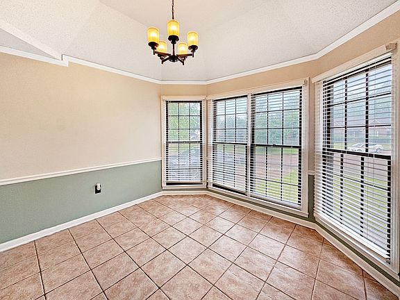 4th image of 8260 Country Creek Cv
