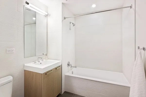 Rented by Compass | media 13