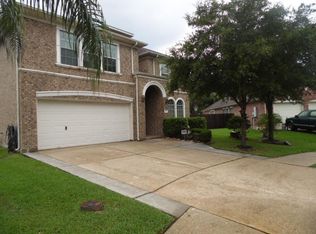 439 Cardinal Oaks Ln, Kemah, TX 77565