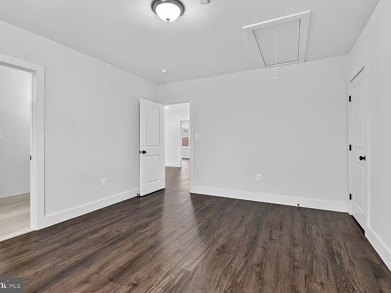 13102 Ideal Dr — Photo 32