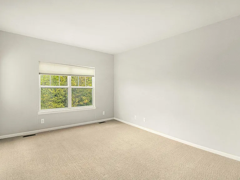 25575 Portico Ln — Photo 8
