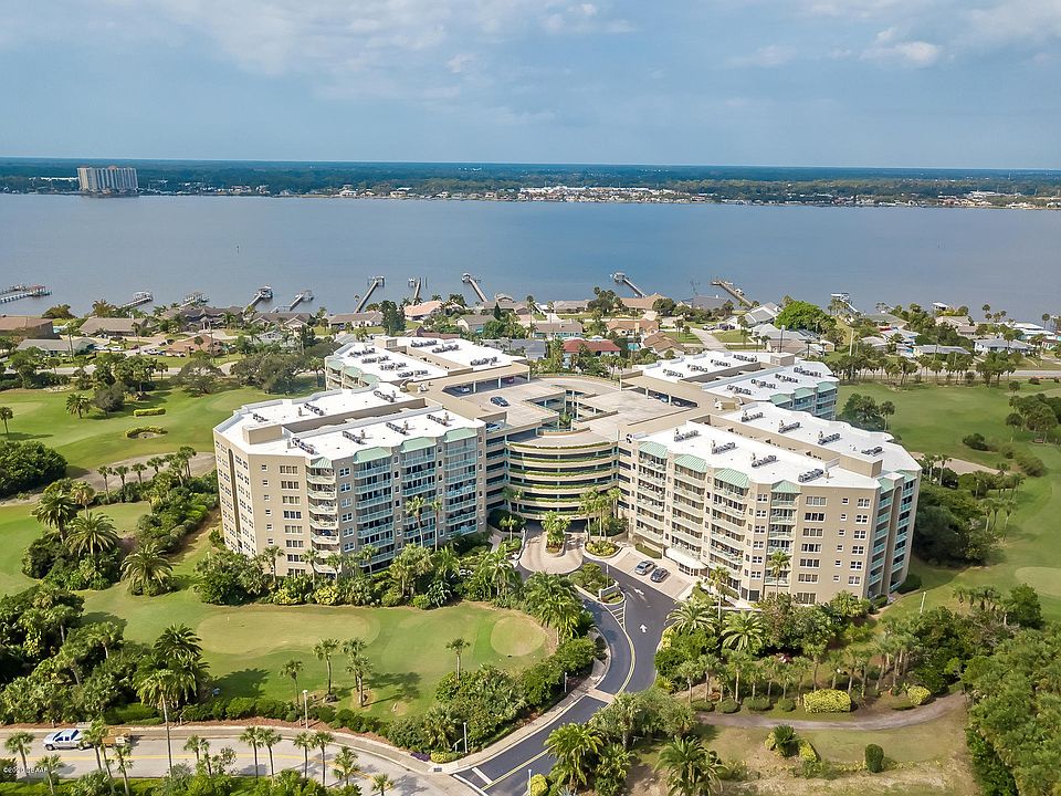 1st image of 4 Oceans West Blvd APT 106B